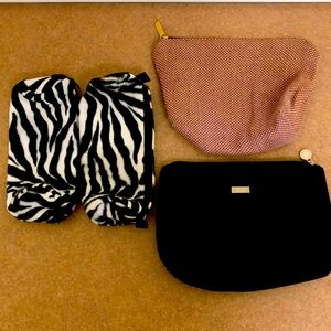 Set of 4 cosmetic bags including Bulgari, Tarte